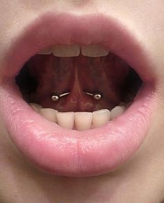 piercing no freio da lingua é seguro 