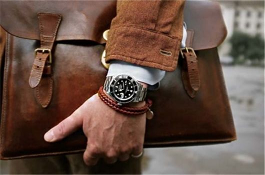 pulseira masculina couro e relógio