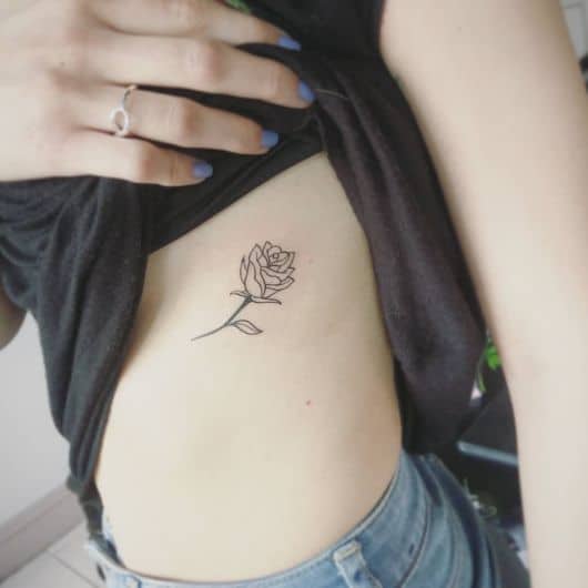 Featured image of post Delicadas Tatuagem Feminina Na Costela As mulheres amam tatuagens pequenas