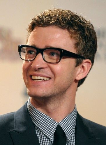 óculos geek do cantor Justin Timberlake
