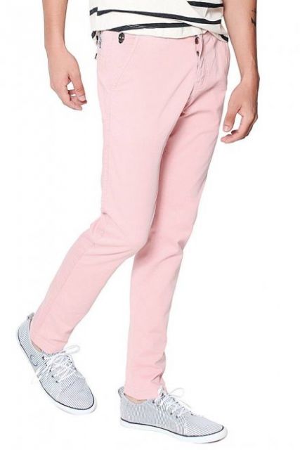 calça jeans masculina rosa