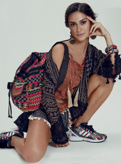 moda hippie com a mochila étnica