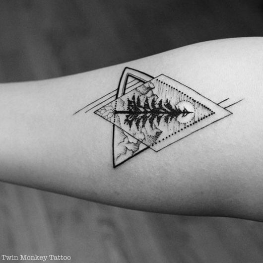 tatuagem geométrica mulher outras ideias