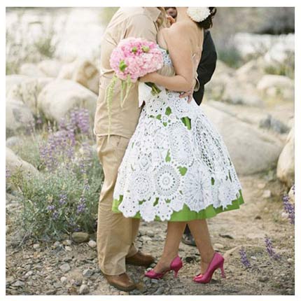 vestido de noiva de crochê forro colorido