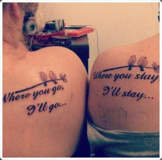 tatuagem mãe e filha de frase