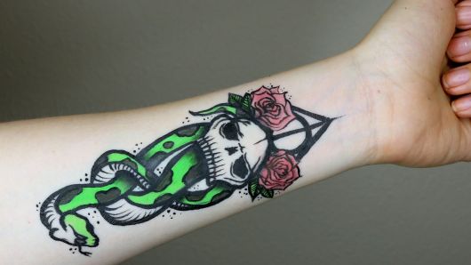 tatuagem-harry-potter-marca-negra-colorida
