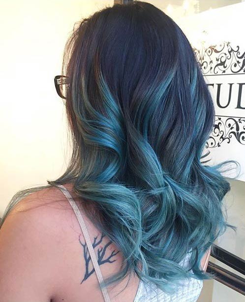 ombre-hair-azul-em-morenas-e-negras1