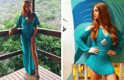 Marina Ruy Barbosa veste dois modelos de vestido de crochê azul turquesa, a primeira uma versão longa e a segunda curta.