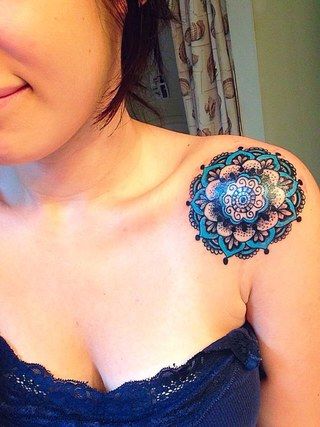 tatuagem azul