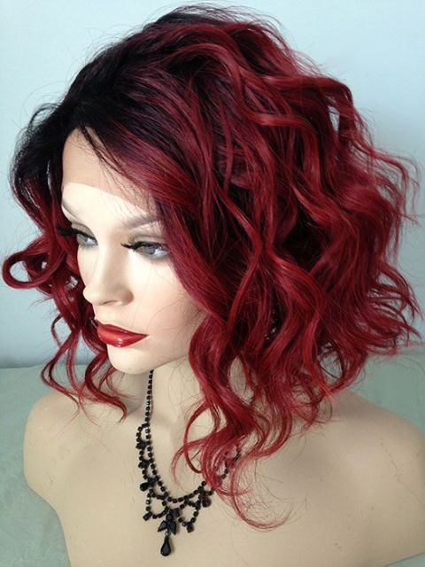 modelo peruca vermelha