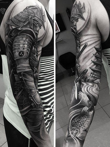 Tatuagem de um samurai de perfil que cobre o braço inteiro de um homem