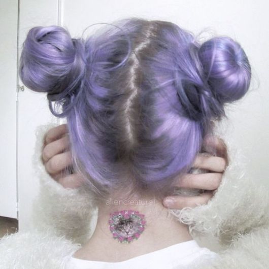 cabelo lilás desbotado