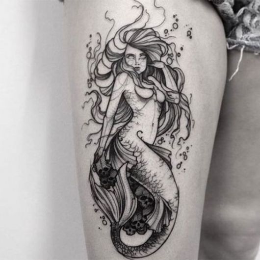 Tatuagem de sereia.
