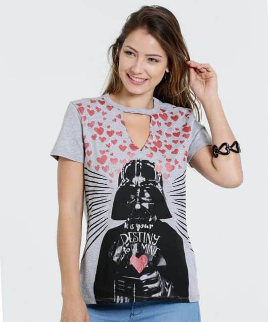 camiseta star wars feminina com decote em V