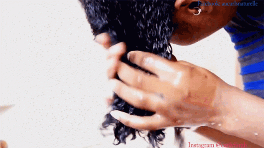 hidratação cabelo cacheado