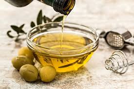 como fazer a sobrancelha crescer com azeite de oliva