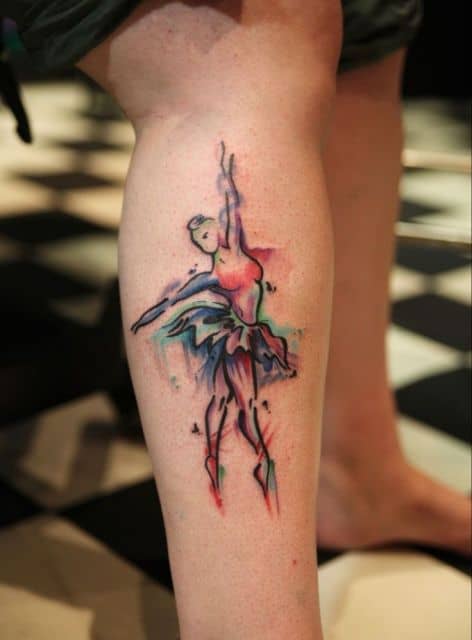 tatuagem de bailarina nas pernas