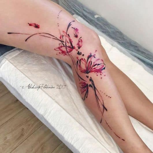 tatuagem moderna flores