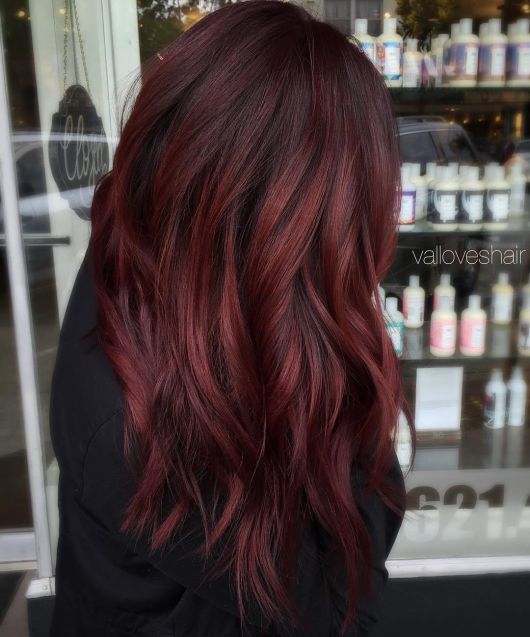 cabelo vermelho com raiz escura