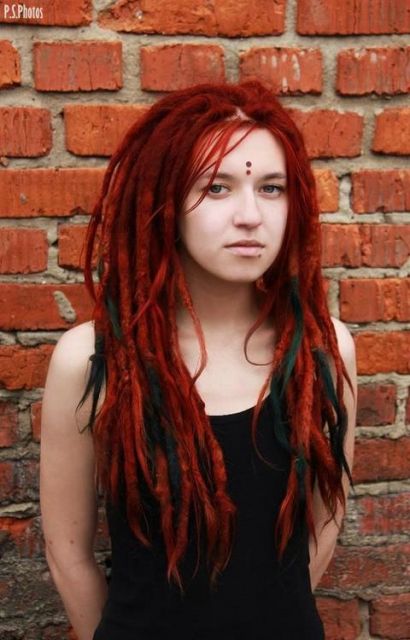 cabelo vermelho com dreads