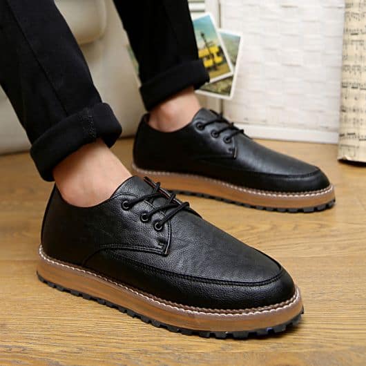 sapatos masculinos modernos
