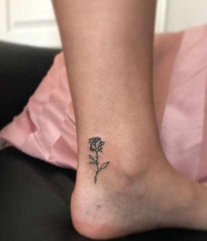 tatuagem pequena pé