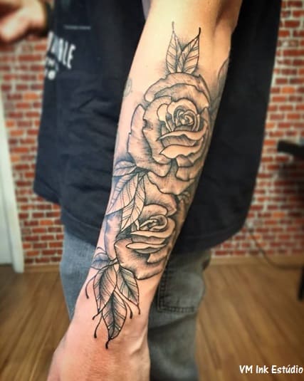 tatuagem sombreada braço