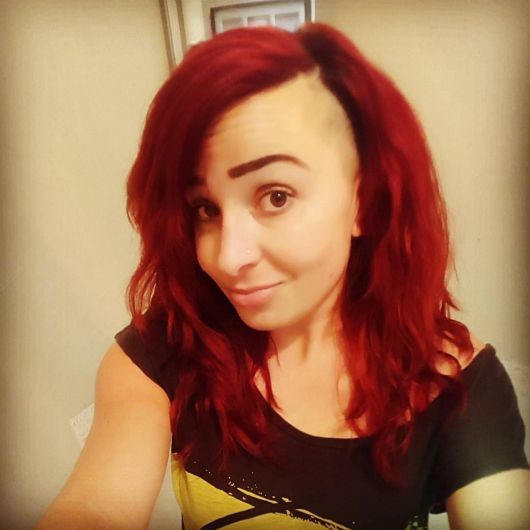 Sidecut feminino em cabelo vermelho