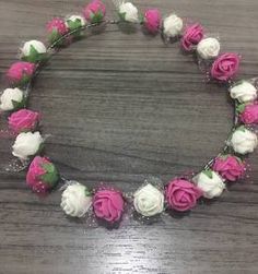 Tiara de flores de EVA rosa e branca