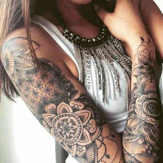 tatuagem braço fechado feminino preta