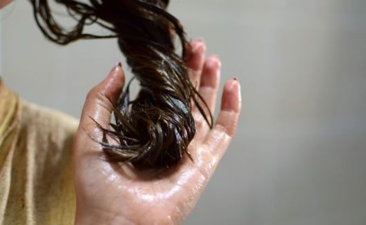 óleo de coco cabelo