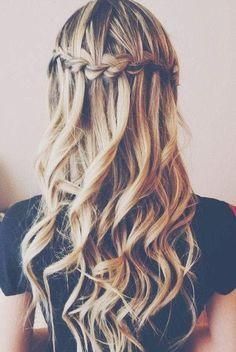 Trança cascata: em cabelo cacheado