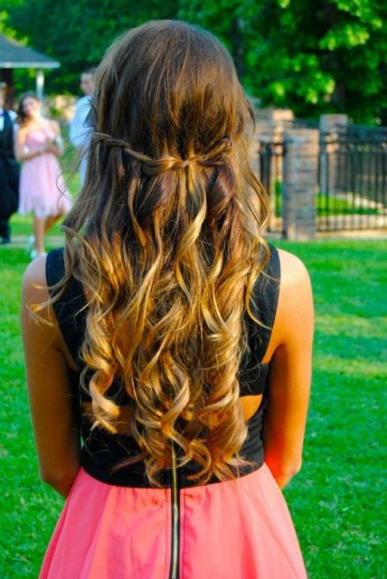 Trança cascata: em cabelo cacheado