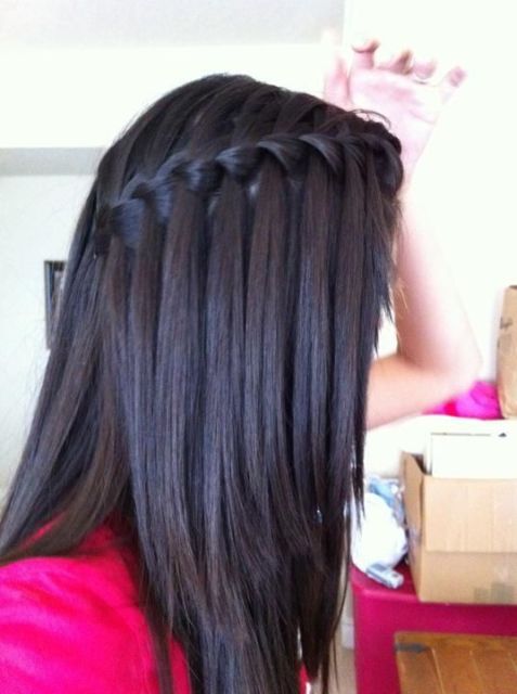 Trança cascata: lateral em cabelo preto