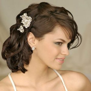 Penteados para casamento de dia: Para noiva em cabelo curto presilha