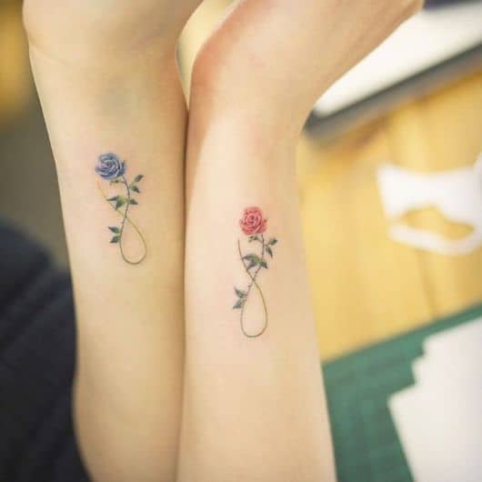 Featured image of post Tatuagens Delicadas Femininas No Bra o A tatuagem feminina delicada o tipo de desenho que combina com qualquer mulher