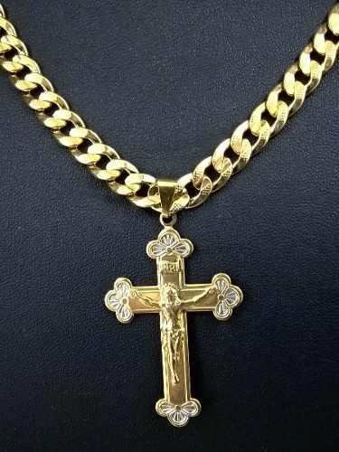 Corrente de ouro com crucifixo