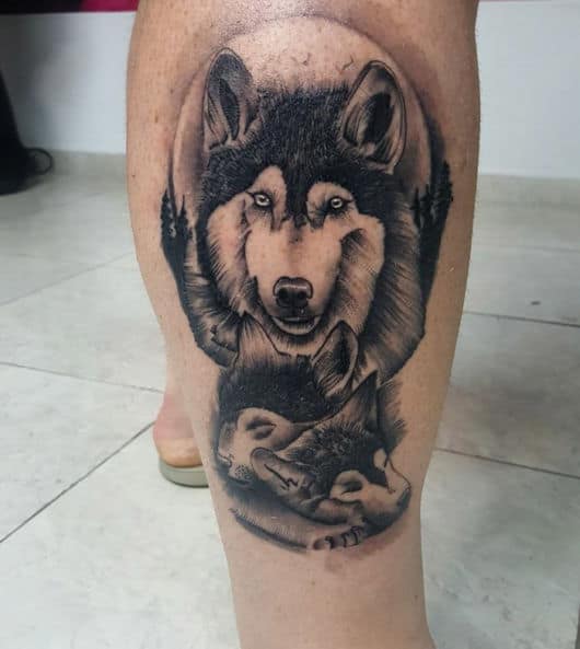 tatuagem realista de lobo
