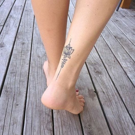 tatuagem na canela feminina