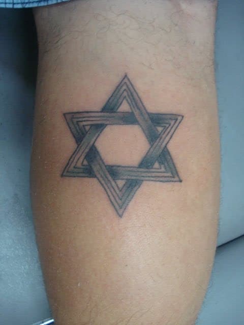 tatuagem Estrela de Davi nas costas