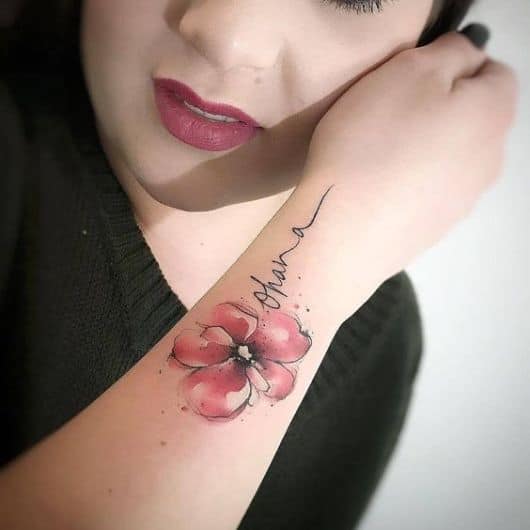 tatuagem de flor aquarela