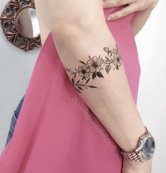 tatuagem floral
