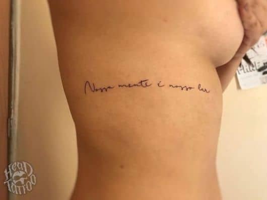 Tattoo nome mão #Inktattoosandro  Tatuagem na mão, Frases para tatuagem  feminina, Tatuagem