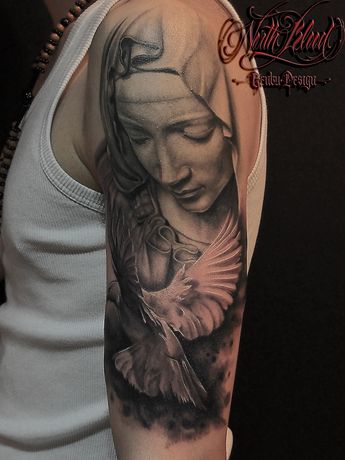 Tatuagem de santa