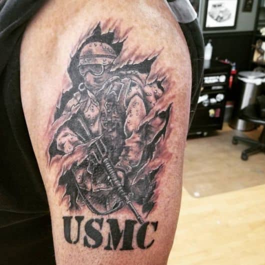 Tatuagem militar