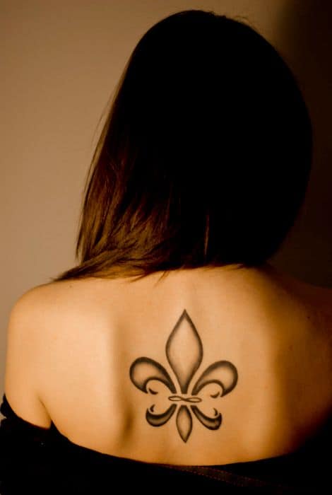 tatuagem grande nas costas