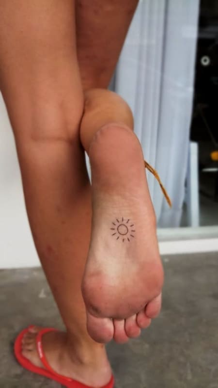 tatuagem na sola do pé