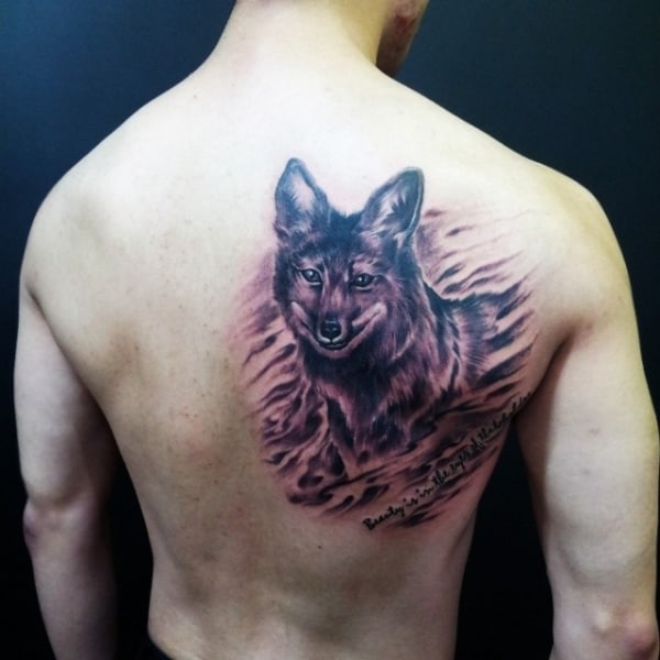 tatuagem de raposa masculina grande