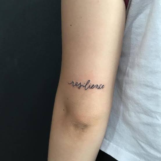 tatuagem resiliência no braço