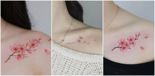 tatuagem flor de cerejeira no ombro